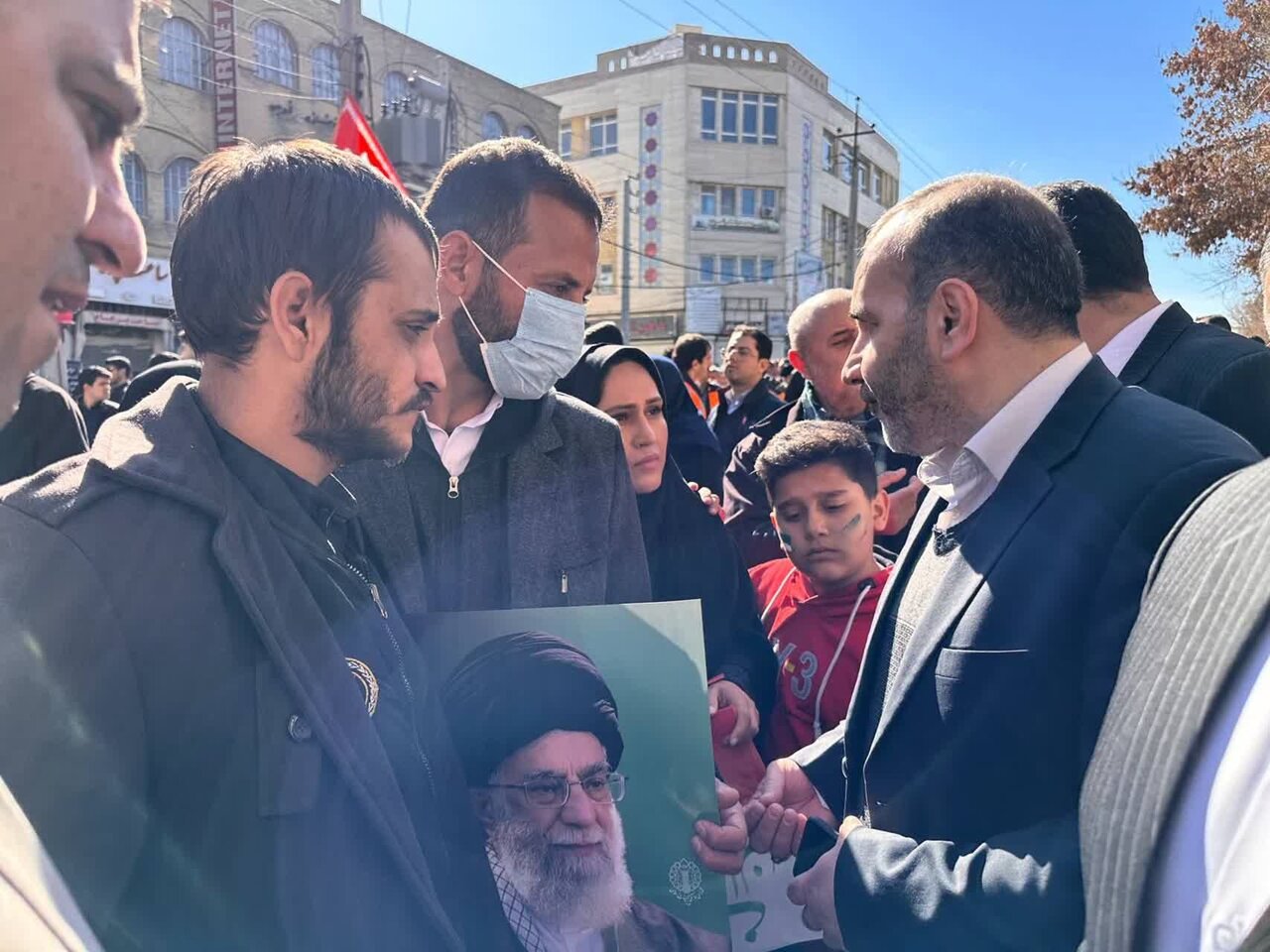 حماسه حضور مردم کرمانشاه در راهپیمایی ٢٢ بهمن