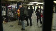 ببینید | لحظه هولناک مرگ آدم‌ربا و گروگان زن در ایستگاه مترو زیر چرخ‌های قطار!