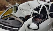عکس | اولین تصاویر از سقوط سنگ روی یک خودروی سراتو در جاده چالوس