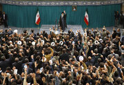 قائد الثورة: جبهة الاستكبار بلا شك ضد الانتخابات الإيرانية/على الجميع المشاركة في الانتخابات
