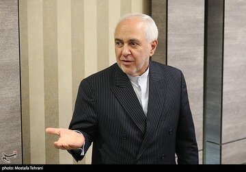 انتقاد تند عباس عبدی از دروغگویی کریمی قدوسی علیه ظریف /بدترین اتهام را می زنند اما آب از آب تکان نمی خورد/چرا با این فرد برخورد نمی شود؟! انتقاد تند عباس عبدی از دروغگویی کریمی قدوسی علیه ظریف /بدترین اتهام را می زنند اما آب از آب تکان نمی خورد/چرا با این فرد برخورد نمی شود؟!