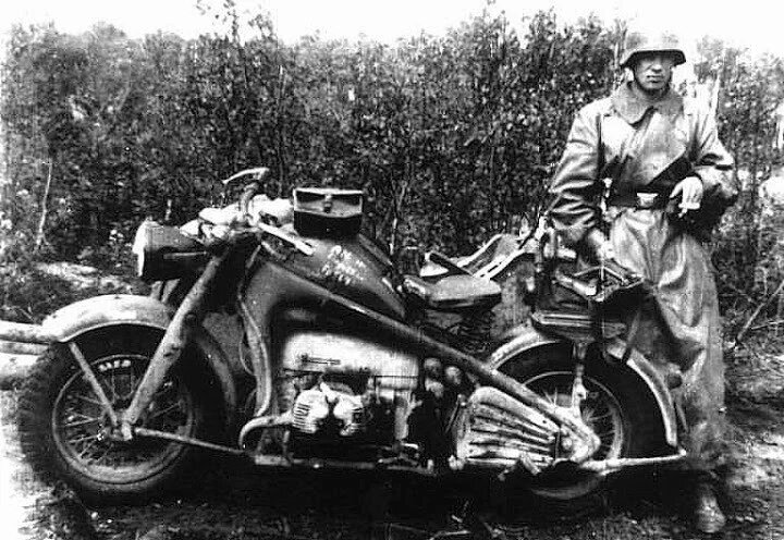 این موتورسیکلتها قلب میدانهای نبرداند/ عکس 12 ۵ مورد از بهترین و نمادین ترین موتورسیکلت های نظامی؛ از Zero MMX تا Zündapp KS