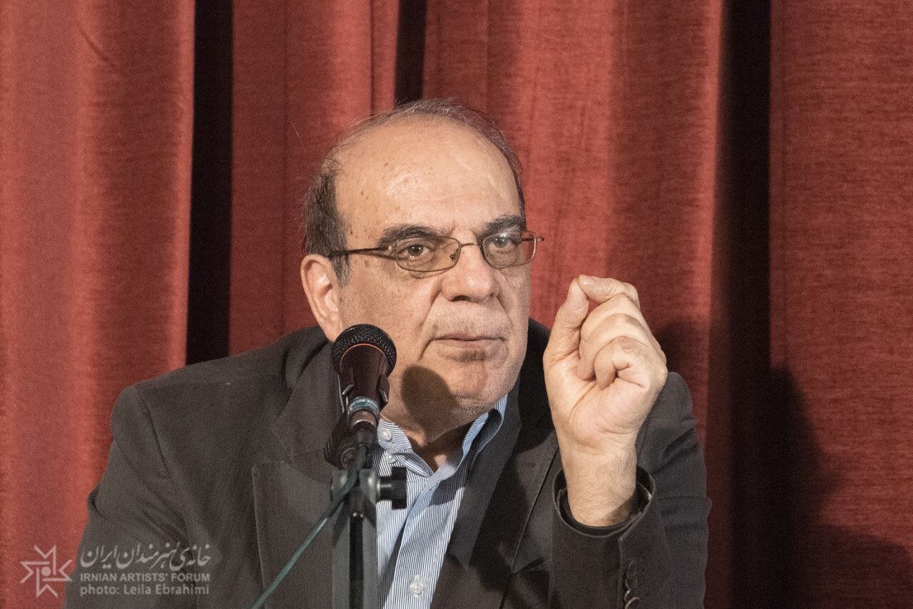 کنایه سنگین عباس عبدی به عذرخواهی کاظم صدیقی؛ از امثال ایشان نمی توان انتظار توضیحات معقول داشت! 8 کنایه سنگین عباس عبدی به عذرخواهی کاظم صدیقی؛ از امثال ایشان نمی توان انتظار توضیحات معقول داشت!