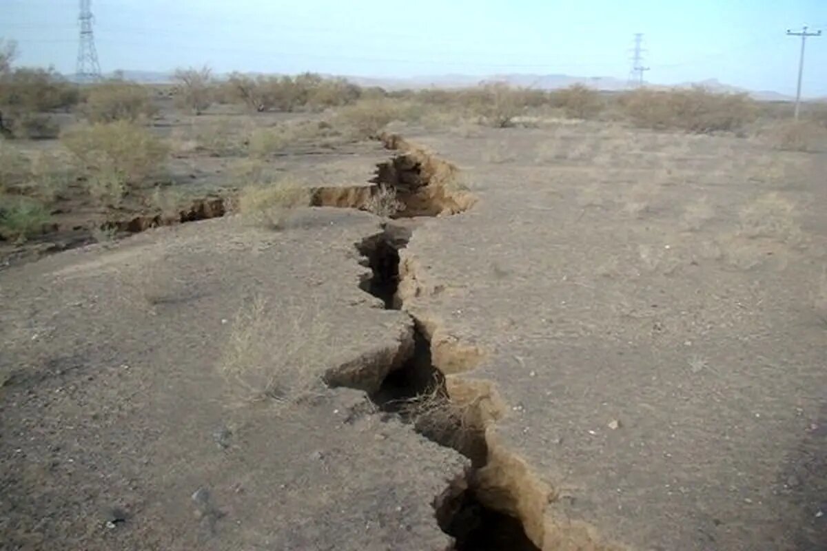 پروژه انتقال پایتخت از تهران تا مکران بهکجا رسید؟/ ظرفیت دفن اموات در بهشت زهرای تهران در آستانه پر شدن/ طرح HOV بزرگراه همت کی اجرا میشود؟