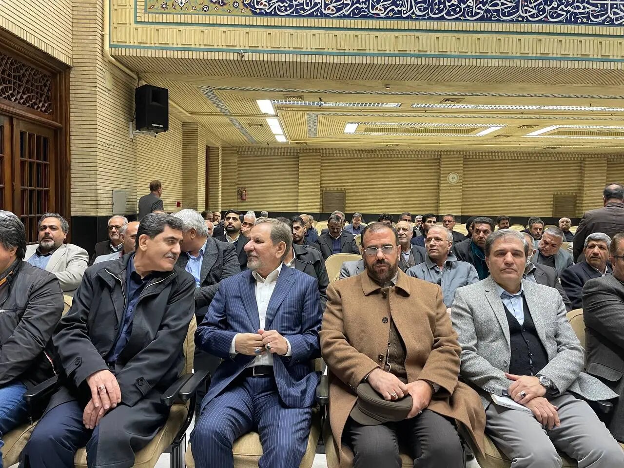 حضور پرتعداد دولتمردان حسن روحانی در مراسم ختم یک اصلاح‌طلب / احمد توکلی و منتجب‌نیا هم بودند + عکس 3