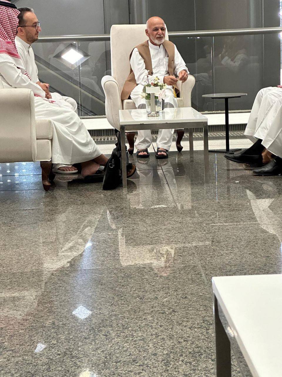 رئیس جمهور فراری در مکه رویت شد!/عکس