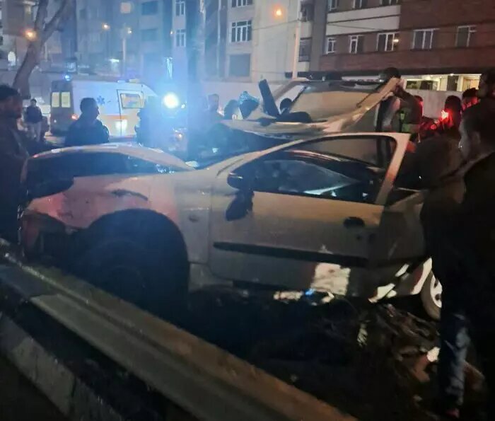 تصادف مرگبار دو سواری ۲۰۶ با ۴۰۵ در تهران/ عکس