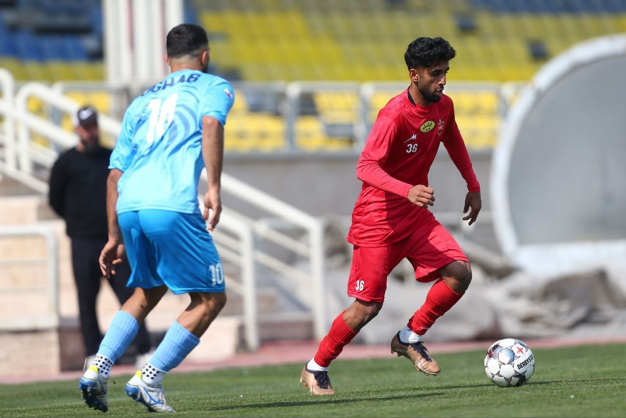 عکس| برتری پرسپولیس با گلزنی مهاجم جنجالی