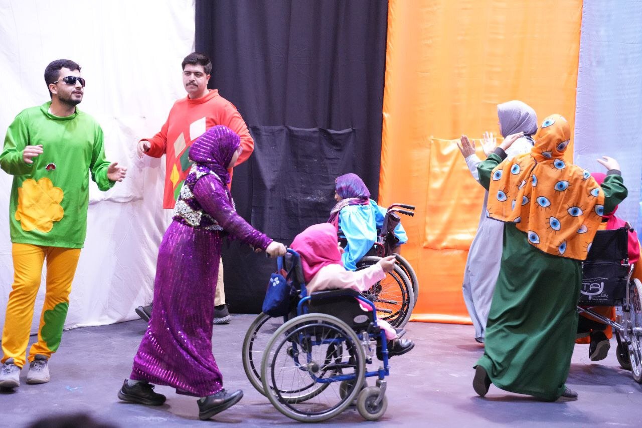 تئاتر درمانی با بچههای کم توان ارتقای خود باوری آنهاست/ هنرمندان و مخاطبان به برگزاری جشنواره تئاتر کودک و نوجوان نیاز دارند