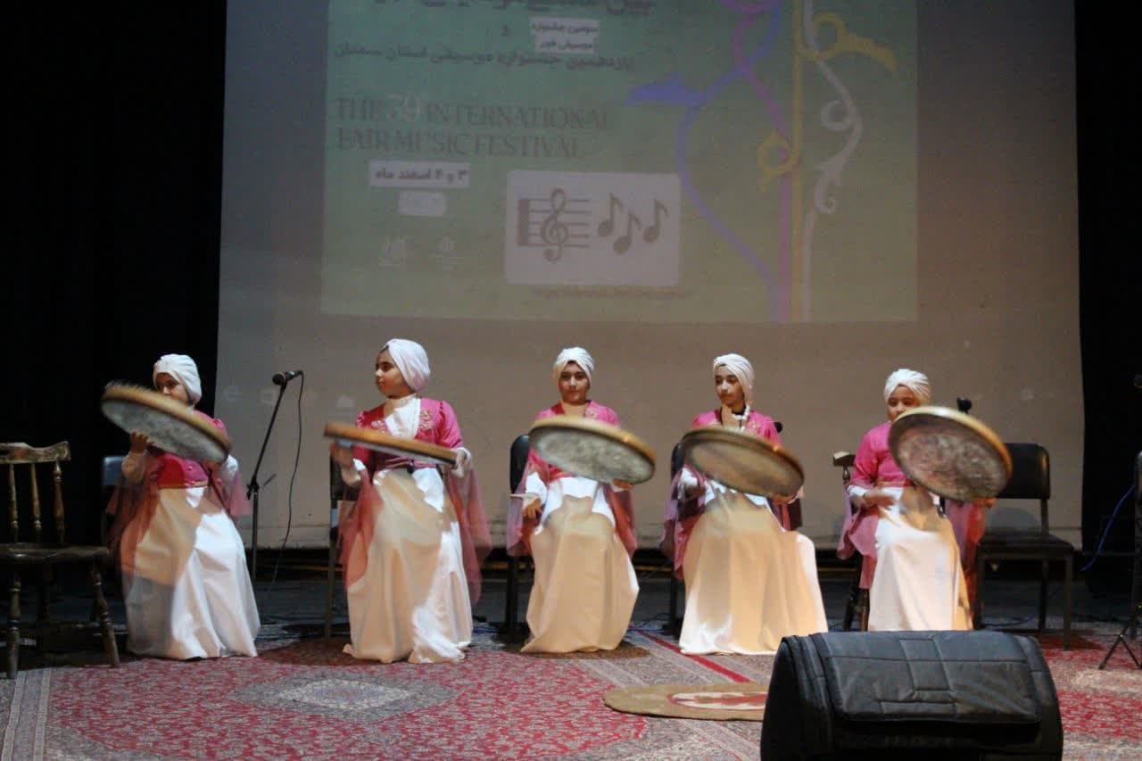 برترین های سومین جشنواره موسیقی فجر استان سمنان در شاهرود معرفی و تجلیل شدند