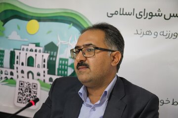 امینی فرد: چرا «اصفهان» در کمیسیون کشاورزی و شورای عالی آب هیج نماینده ای ندارد؟!