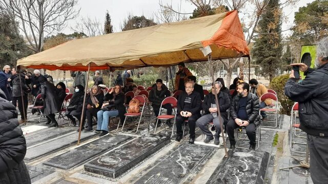 پردیس افکاری در کنار مهری ودادیان آرام گرفت / «امان از این زود رفتنهای تلخ»