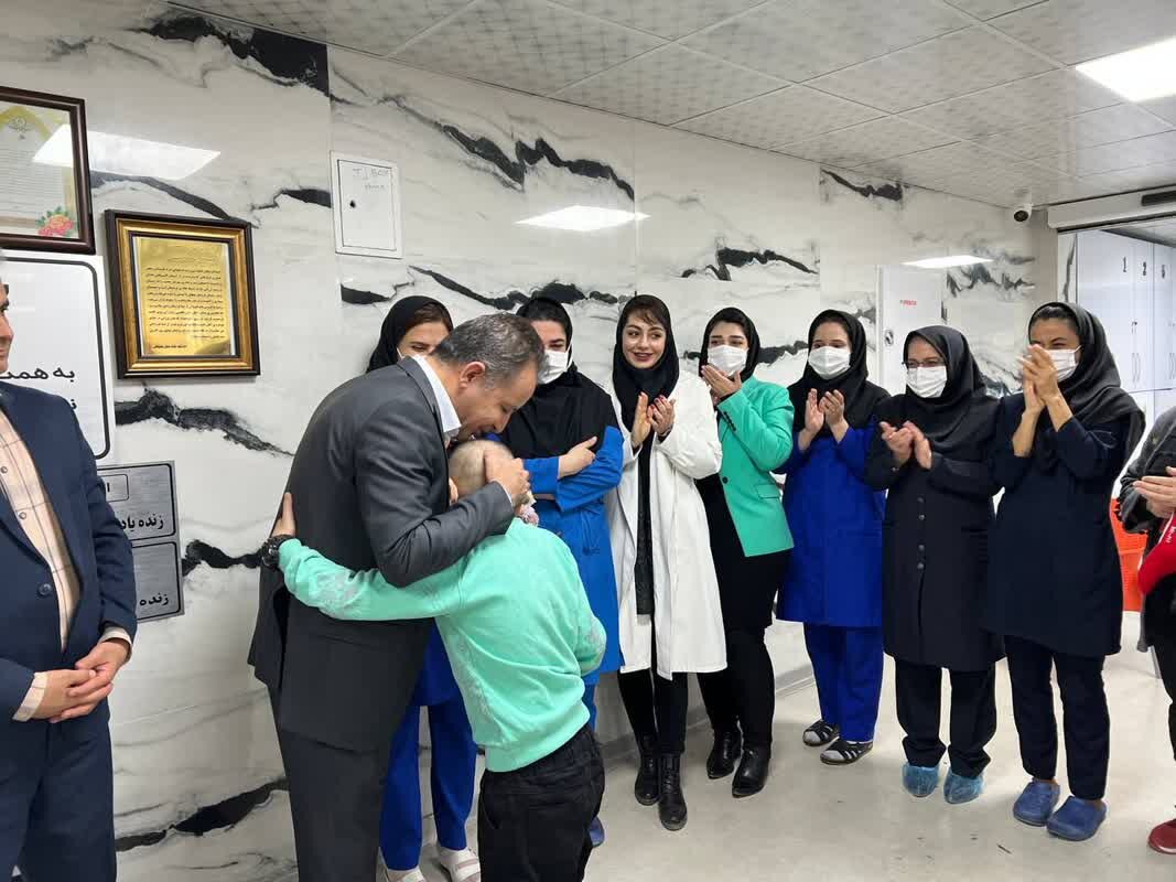 انجام اولین پیوند مغز استخوان موفقیت آمیز آلوژن در مرکز پزشکی و درمانی بعثت سنندج