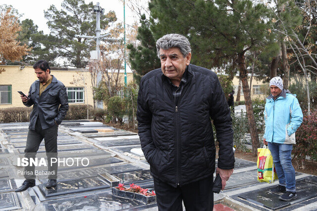 پیکر پرویز ربیعی در جوار احمد رسولزاده آرام گرفت