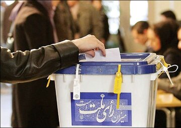 دیپلمات پیشین در حوزه رباط کریم پیشتاز است / این داوطلب در گرمسار از رقبایش سبقت گرفت