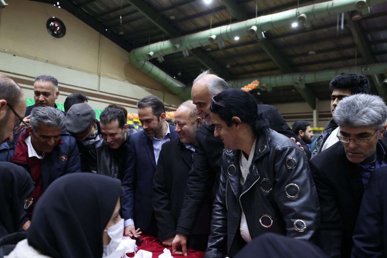 عکس| علی خطیر در حوزه انتخاباتی اهالی ورزش 2