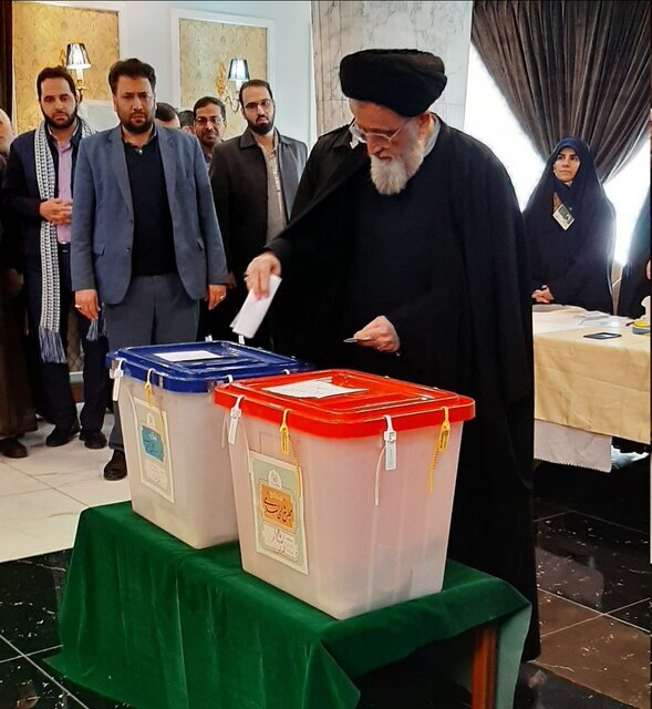 صادق لاریجانی، مدرسی یزدی و پورمحمدی رأی خود را به صندوق انداختند + عکس 3