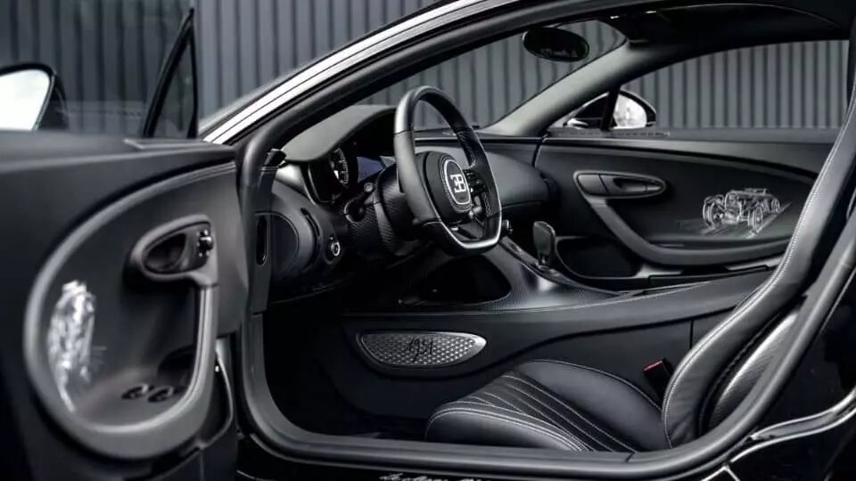 بوگاتی شیرون سوپراسپرت هوماژ وارد میدان شد/ عکس 2 بوگاتی شیرون سوپر اسپرت هوماژ T50S