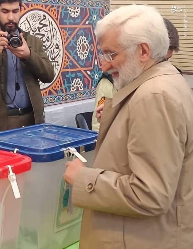 محمد قوچانی رأی داد /عکسی از سعید جلیلی پای صندوق رأی