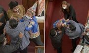 ببینید | کتک‌کاری نمایندگان پارلمان بولیوی وسط مجلس مقابل دوربین‌ها