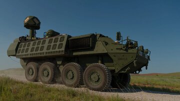 سلاح لیزری آمریکا در خاورمیانه مستقر میشود!/ عکس سلاح لیزری آمریکا در خاورمیانه مستقر میشود!/ عکس