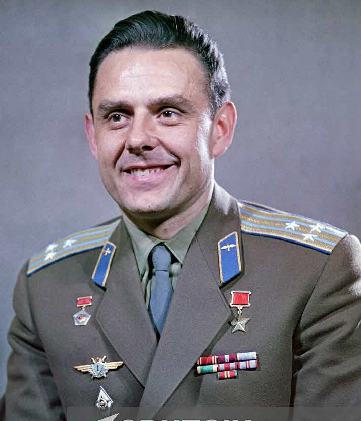 مردی که از فضا سقوط کرد