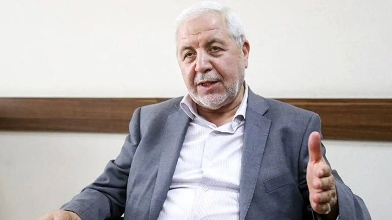 واکنش عضو حزب کارگزاران به ادعای کناره گیری ۶ ماهه مرعشی از دبیرکلی این حزب /در جلسه روز پنج شنبه چه کسانی حضور داشتند؟