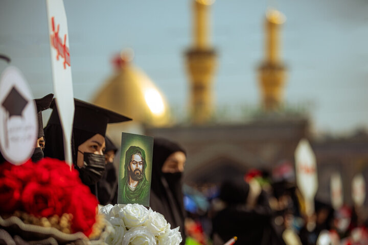 جشن فارغ التحصیلی دختران دانشجوی عراقی در عتبه مقدس حسینی(ع)