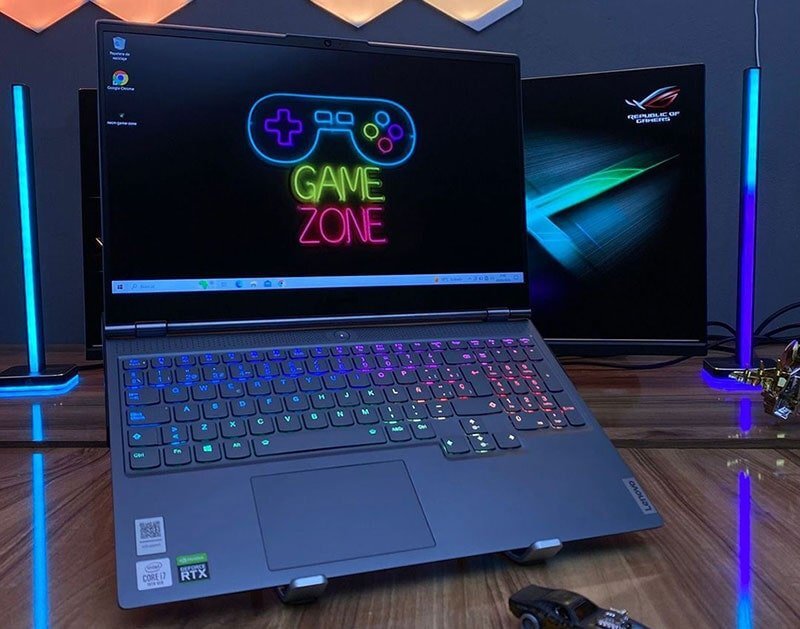 معرفی 5 لپ تاپ استوک گیمینگ با پردازنده Core i7
