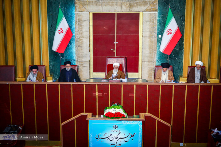 سیزدهمین اجلاس رسمی مجلس خبرگان