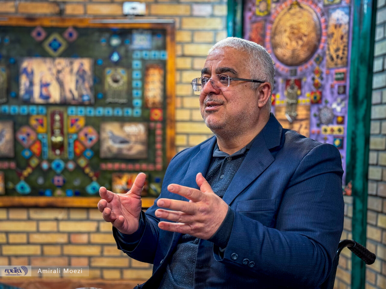 جعفرزاده: اکثریت مجلس فعلی با دولت پزشکیان تعامل میکنند / هیچ یک از نمایندگان مجلس دوازدهم برای قالیباف کُت نکندند