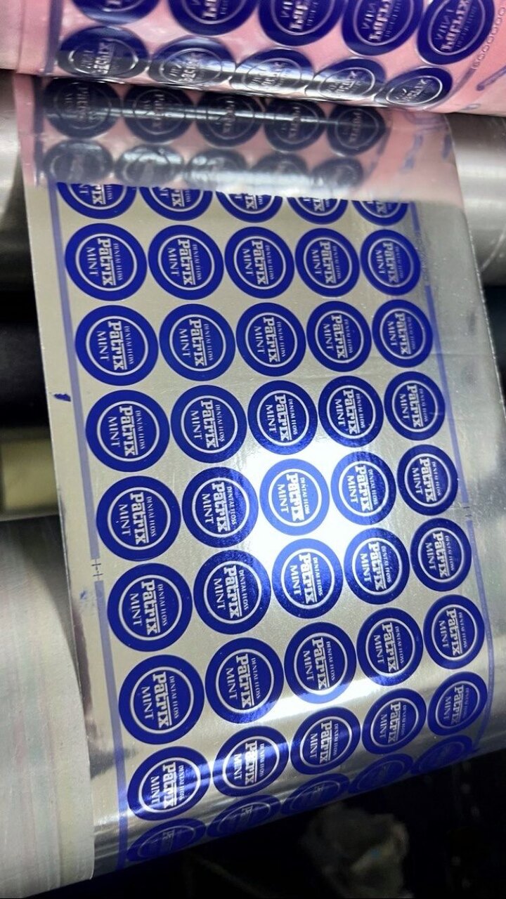 لیبل چیست و چه تاثیری در رشد برند دارد؟