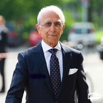 انتقاد روزنامه ایران از هو کردن پروفسور سمیعی در کنسرت ابی توسط اپوزیسیون/ کسانی که هو کردند، مصرف کننده مواد روانگردان بودند