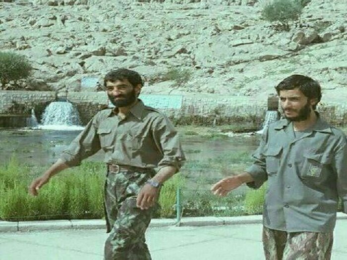 فرمانده پادگان بخشنامه بنی صدر را پاره کرد /منطقه خطرناک است، ای کاش پسرت را نمی آوردی!