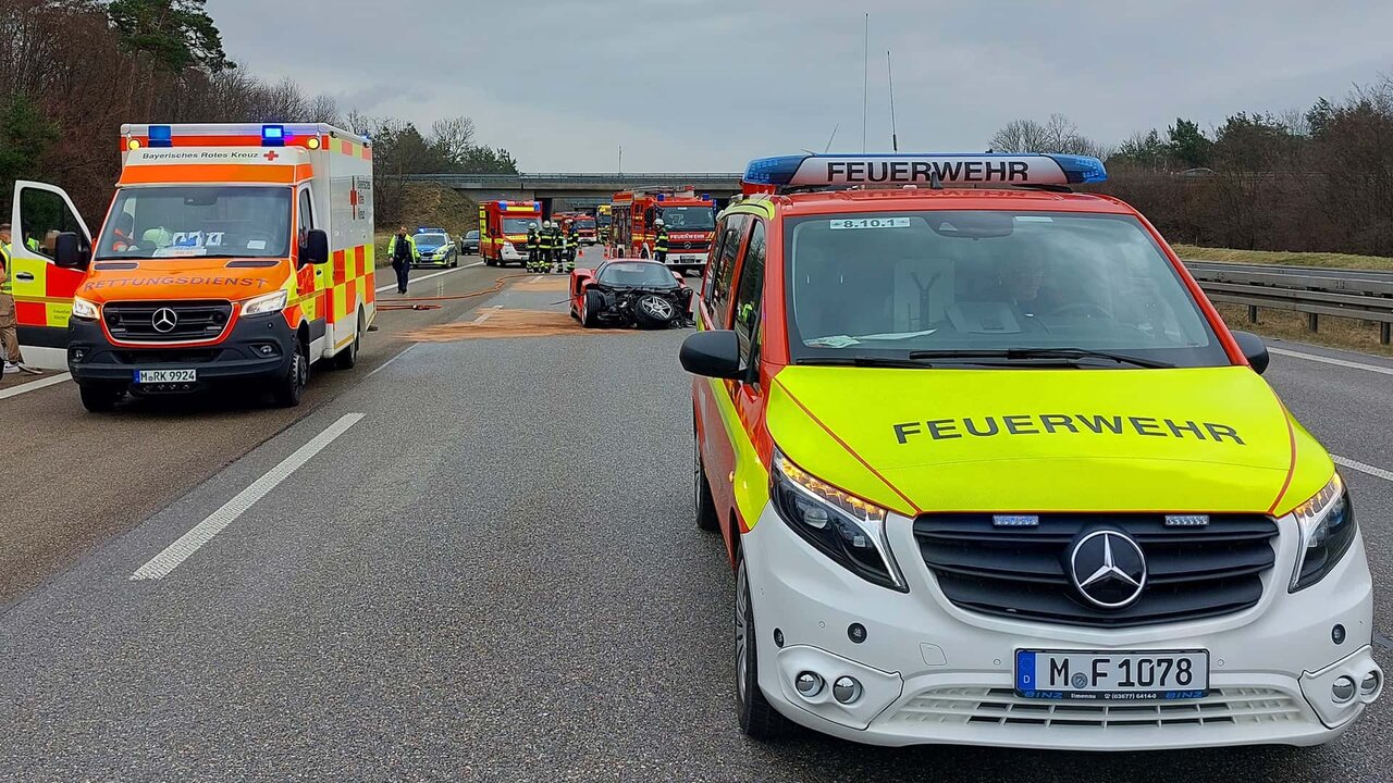 عکس | بلایی که تصادف سر فراری کمیاب ۲۴۰ میلیاردی آورد