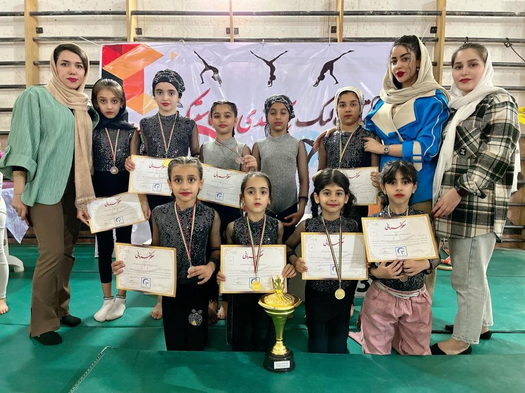 - تیم ژیمناستیک دختران شوش در مسابقات استانی مقام اول را کسب کردند