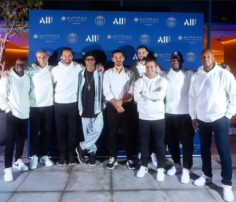 عکس| ملاقات خاص یک ایرانی با رونالدینیو در قطر