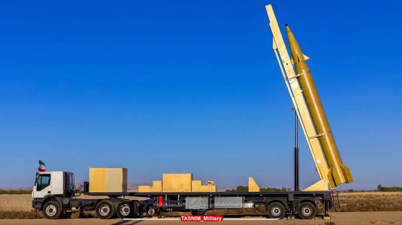 تصاویری منحصر به فرد از موشک بالستیک نقطهزن «حاج قاسم»