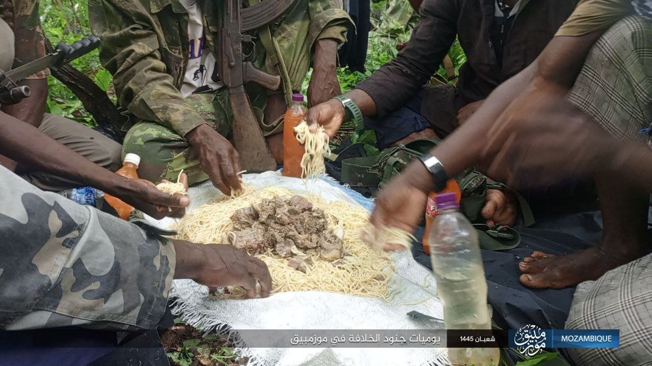 عکسهای جدید از داعش در آستانه ماه رمضان! 3 عکسهای جدید از داعش در آستانه ماه رمضان!