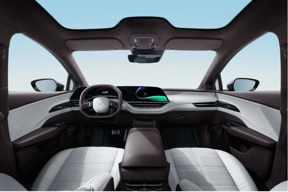 عکس | ماشین جدید لوکسترین خودروساز چین