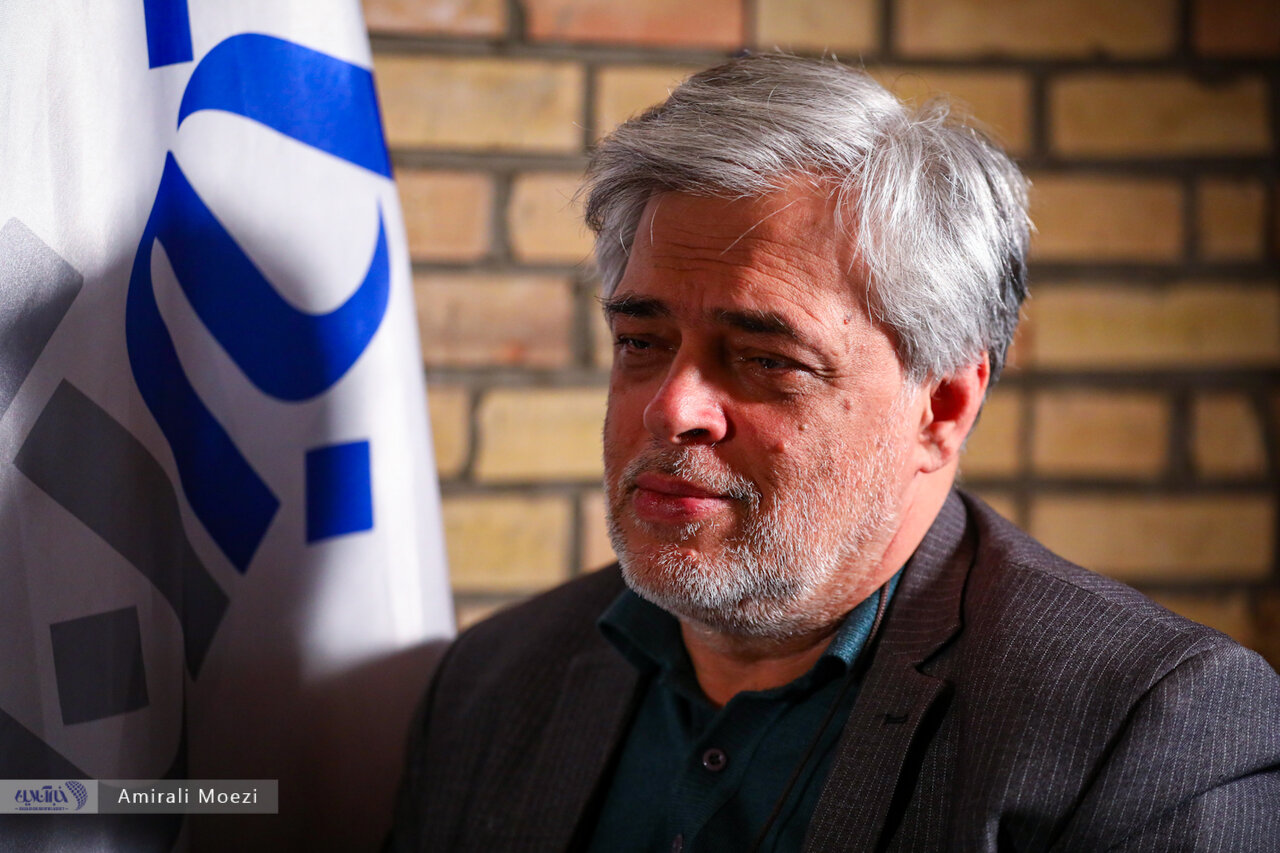 محمد مهاجری: این بخش از سخنان رهبری را دوست نداریم، ما اصولگراها /هرجا سخن از وحدت به میان آمده، خود را به کوچه علیچپ زده ایم 7 محمد مهاجری: این بخش از سخنان رهبری را دوست نداریم، ما اصولگراها /هرجا سخن از وحدت به میان آمده، خود را به کوچه علیچپ زده ایم