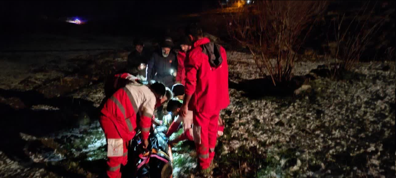 واژگونی پژو ۴۰۵ در محور کوهرنگ به سودجان با ۱ جانباخته و ۲ مصدوم