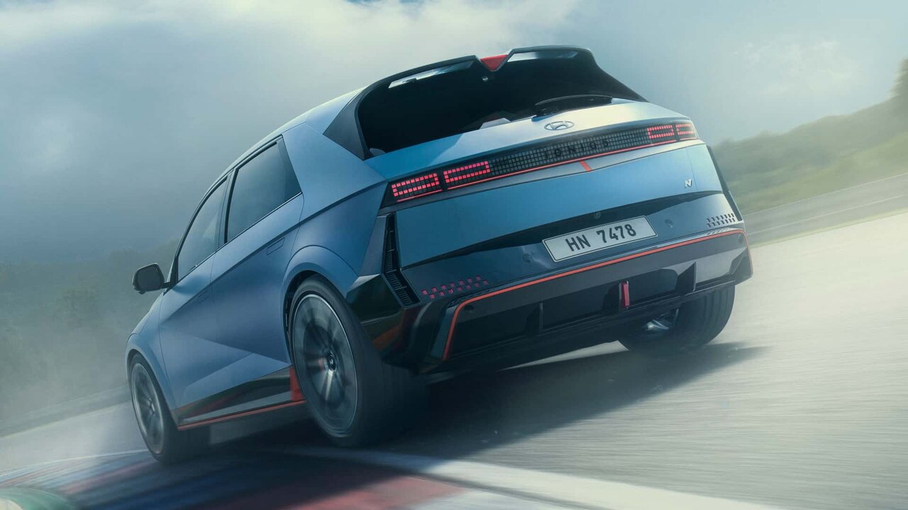 عکس | این هیوندای از تسلا هم گرانتر است 2 عکس | این هیوندای که از تسلا هم گرانتر است