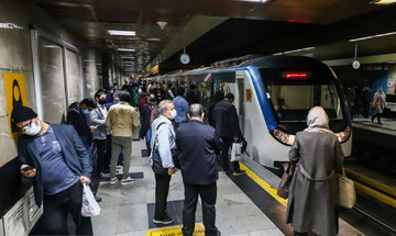 مرگ تلخ یک شهروند در متروی تهران + عکس