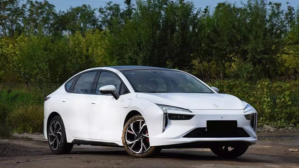 لونا؛ تاکسی برقی چینی که توسط ایران خودرو تولید شد!/ عکس