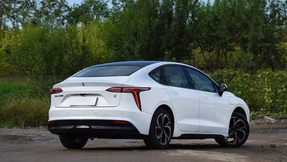 لونا؛ تاکسی برقی چینی که توسط ایران خودرو تولید شد!/ عکس