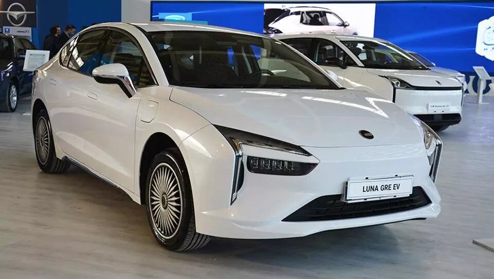 لونا؛ تاکسی برقی چینی که توسط ایران خودرو تولید شد!/ عکس