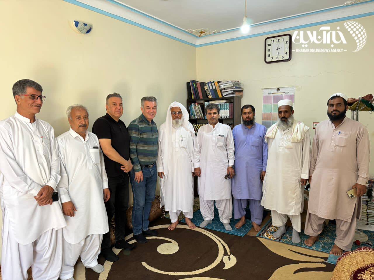 عکس| حضور استیلی در مناطق سیلزده؛ قول جالب به مردم سیستان و بلوچستان