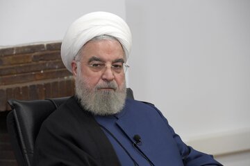 حسن روحانی: نه دولت بنگاه‌دار خوبی است و نه عزیزان نظامی ما / سیاست تا حالا سوار اسب اقتصاد بوده است اما.../ باید اقتصاد را به مردم واگذار کنیم