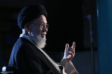 موسوی خوئینیها: آنهایی که به خاتمی میتازند، غافل هستند که خودشان ضرر میکنند / آیا میشود از مشارکت ادعایی 40 درصدی (با احتساب آرای باطله) خشنود بود؟